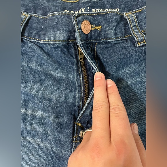Old Navy Boyfriend Tomboy Patch Sarah Blue Denim Jean Shorts Women’s Sz 12 Reg - Picture 3 of 7